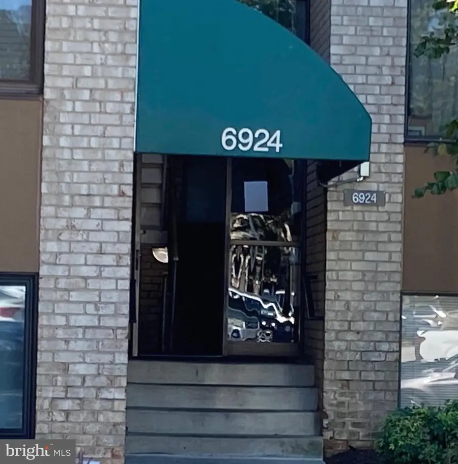 6924 Hanover Pkwy #101, Greenbelt, MD 20770 - Image #3