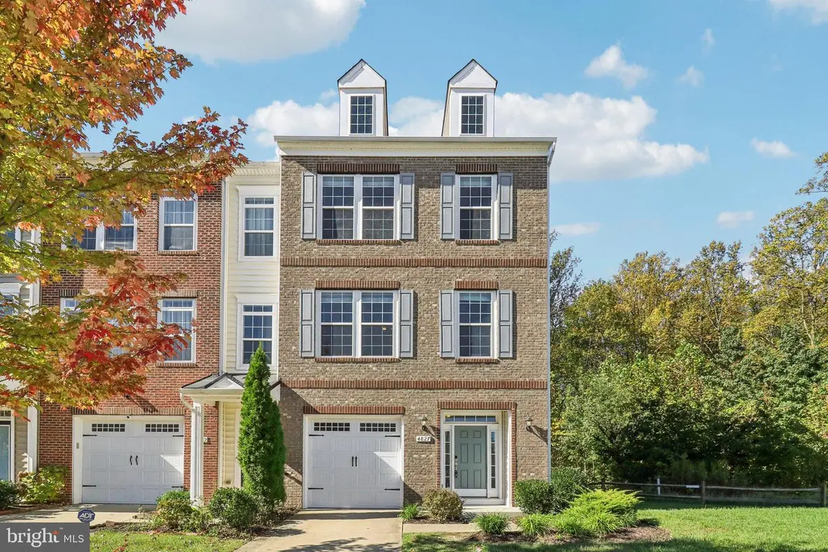 4827 Forest Pines Dr, Upper Marlboro, MD 20772 - Image #1