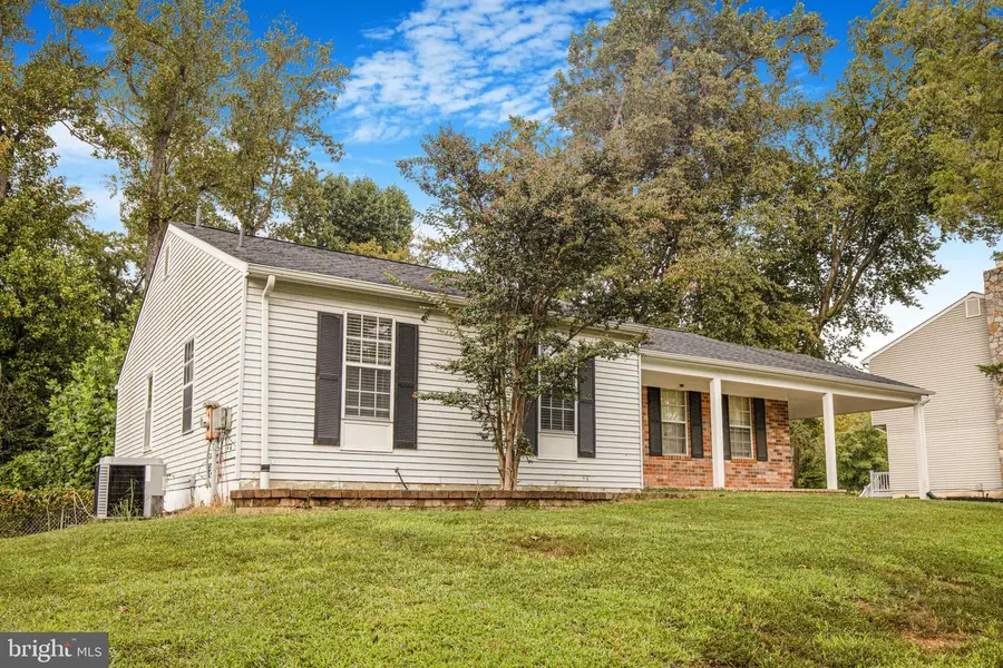 804 Cascade Dr, Fort Washington, MD 20744 - Image #2