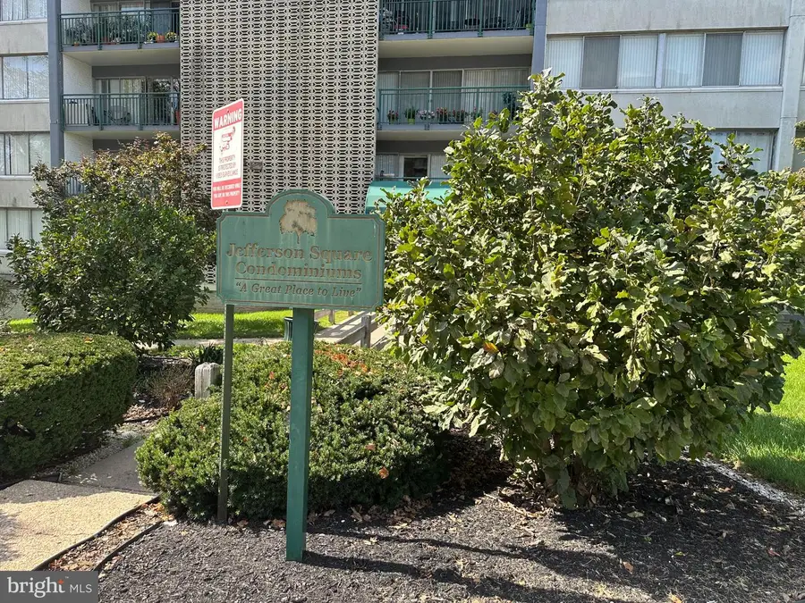 1806 Metzerott Rd #505, Adelphi, MD 20783 - Image #2