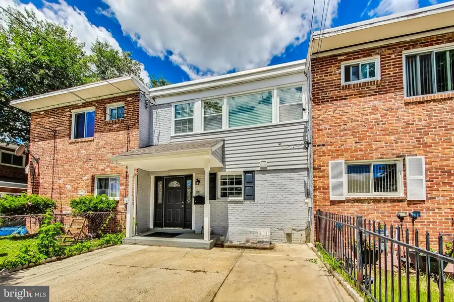 908 E Meadows Ct, Oxon Hill, MD 20745 - Image #3