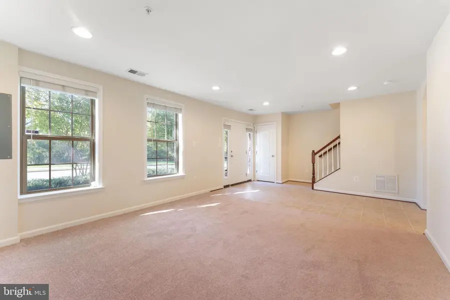 8912 Tower Pl, Lanham, MD 20706 - Image #3