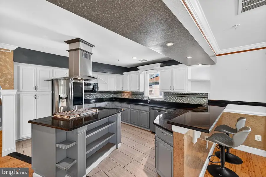 6308 Ager Rd, Hyattsville, MD 20782 - Image #2