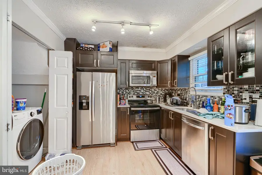 7337 Shady Glen Ter, Capitol Heights, MD 20743 - Image #2