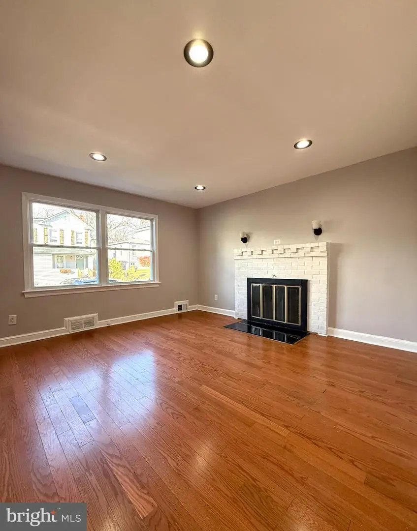 5819 Crown St, Capitol Heights, MD 20743 - Image #2