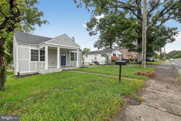 6708 Clinglog St, CAPITOL HEIGHTS, MD 20743