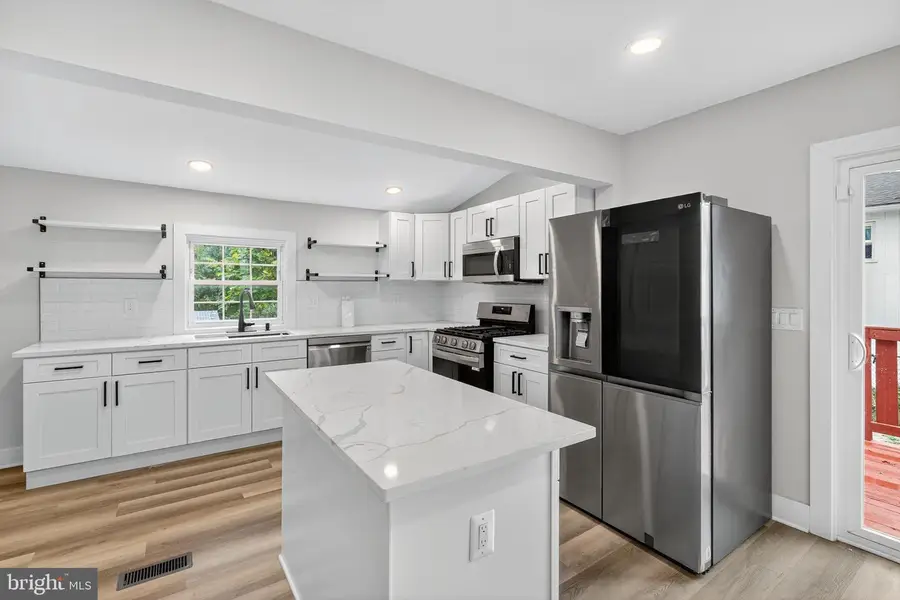 6708 Clinglog St, Capitol Heights, MD 20743 - Image #3