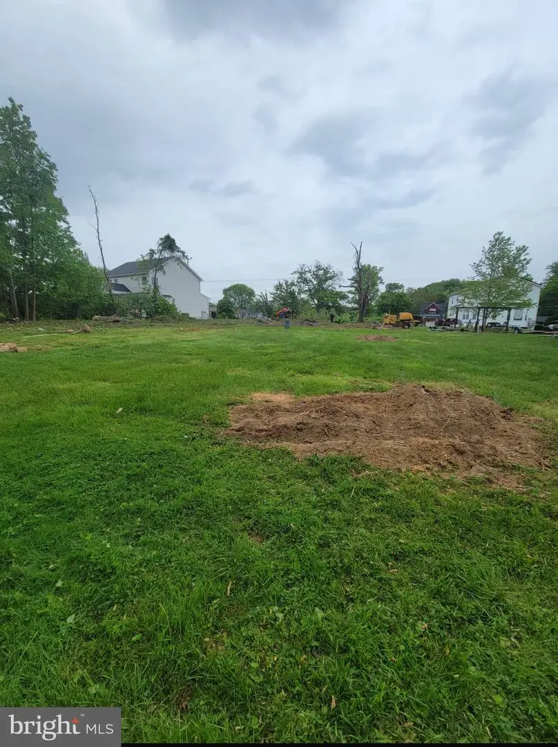 10309 Brandywine Rd, Clinton, MD 20735 - Image #2