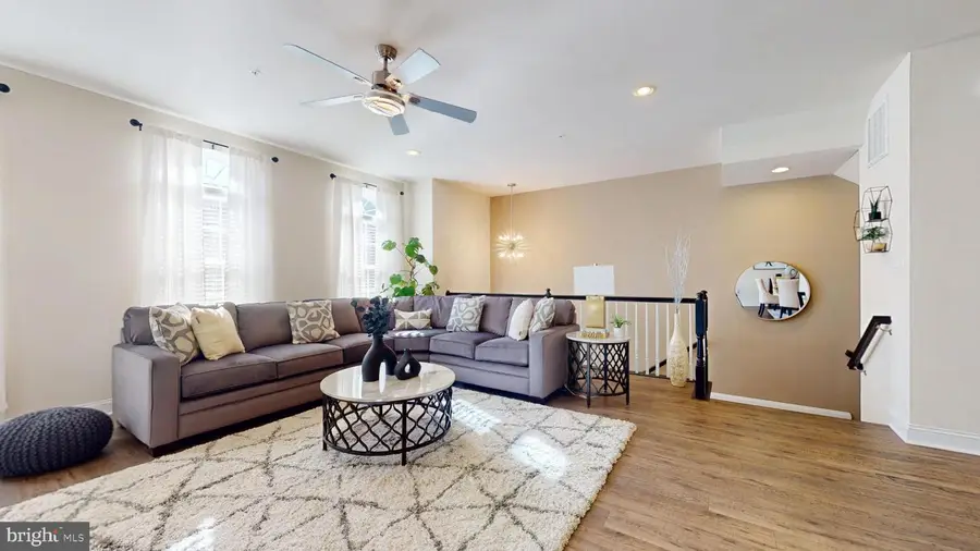 3807 Pentland Hills Dr, Upper Marlboro, MD 20774 - Image #2