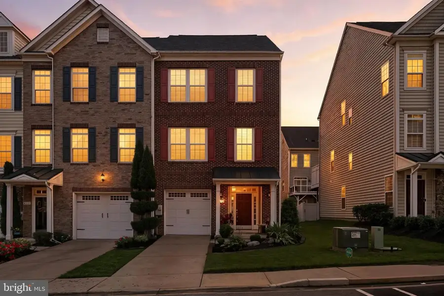 4814 Forest Pines Dr, Upper Marlboro, MD 20772 - Image #2