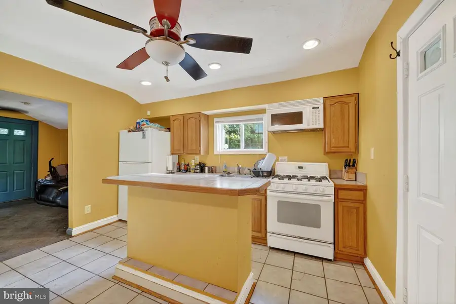 1001 Iago Ave, Capitol Heights, MD 20743 - Image #2