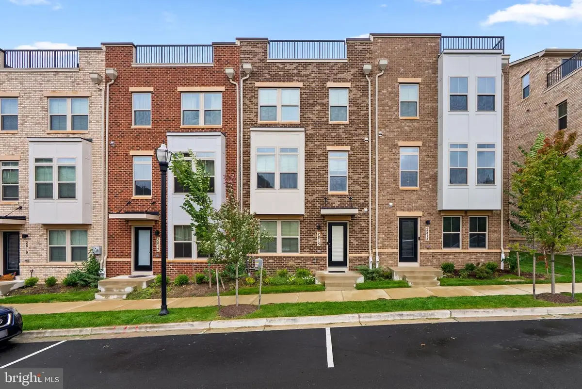 2815 Battersea Lake Loop, Hyattsville, MD 20782 - Image #1