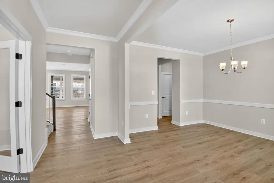 407 Meadow Creek Dr, Bowie, MD 20716 - Image #2