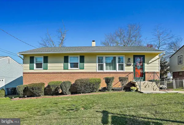 7531 Dover Ln, LANHAM, MD 20706