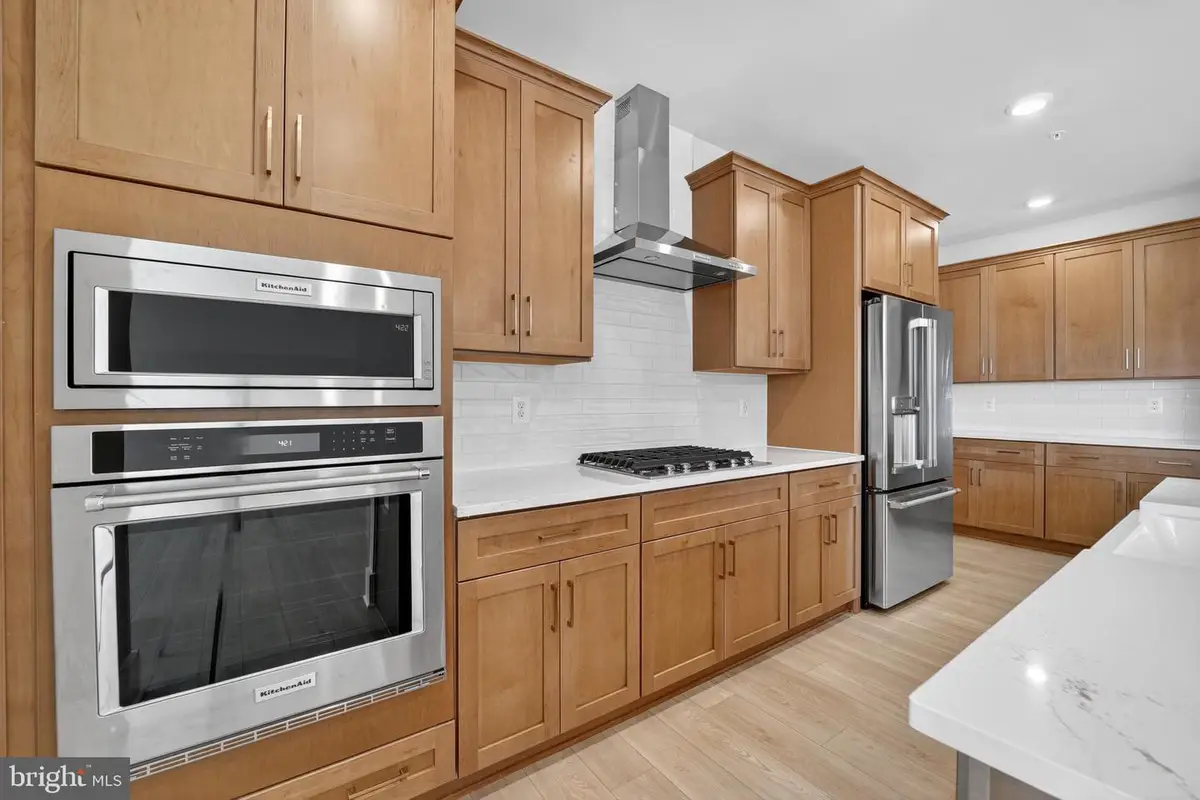 3701 Elizabeth River Dr, Upper Marlboro, MD 20772 - Image #1