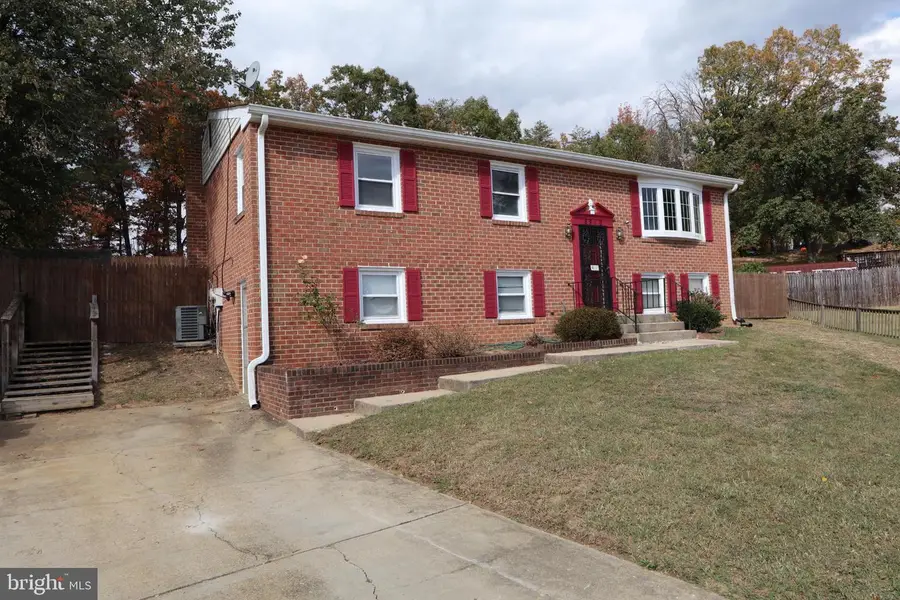 8910 Palmer St, Fort Washington, MD 20744 - Image #2
