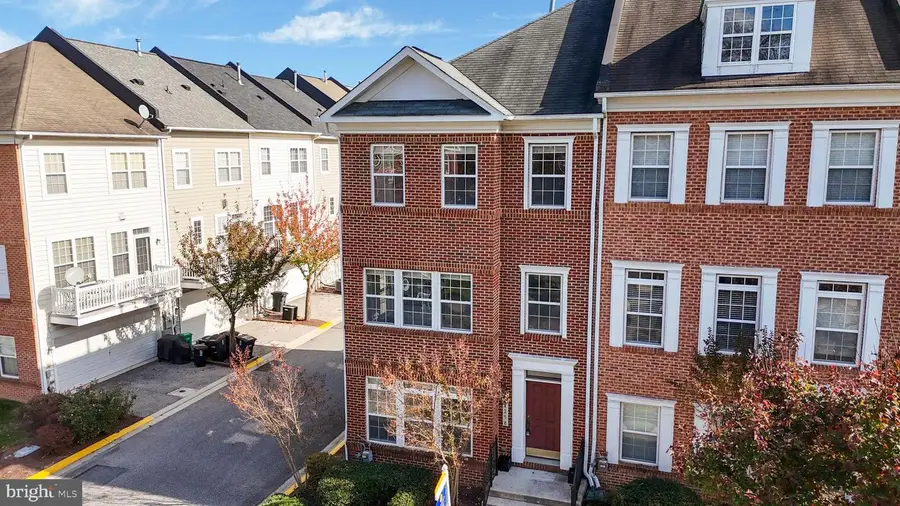 4258 Talmadge Cir, Suitland, MD 20746 - Image #2