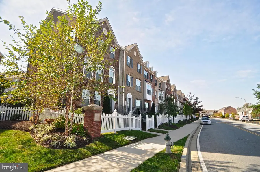 9513 Weshurst Ln, Upper Marlboro, MD 20774 - Image #3