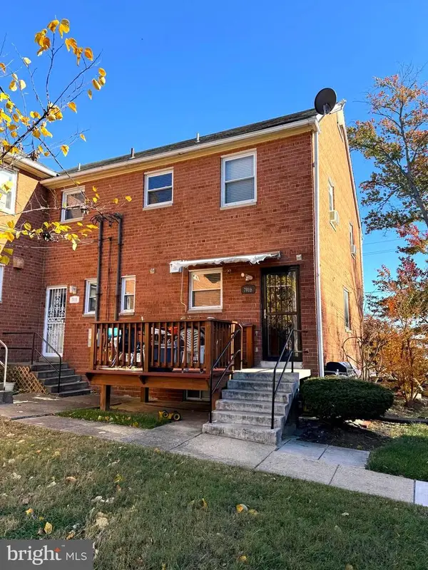 7916 Riggs Rd, HYATTSVILLE, MD 20783