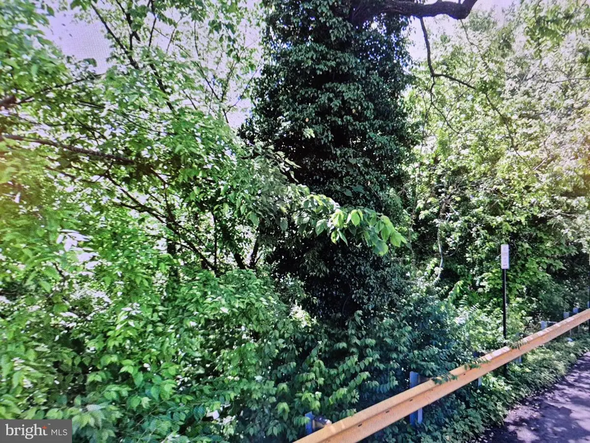 605 Mentor Ave, Capitol Heights, MD 20743 - Image #1