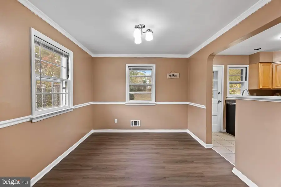 7212 Beltz Dr, District Heights, MD 20747 - Image #3