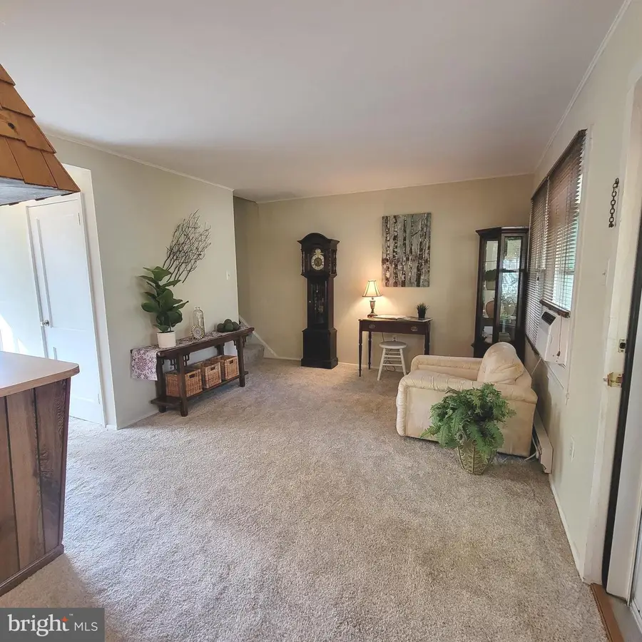18-z1 Ridge Rd, Greenbelt, MD 20770 - Image #2