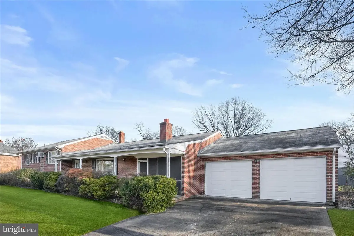 5018 Braymer Ave, Suitland, MD 20746 - #1