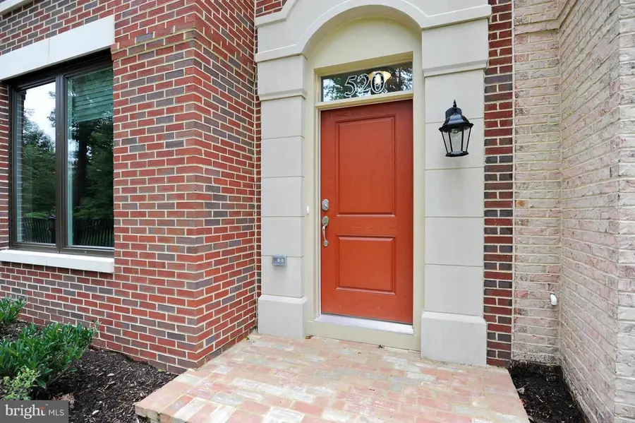 520 Harborview Dr, Oxon Hill, MD 20745 - Image #3