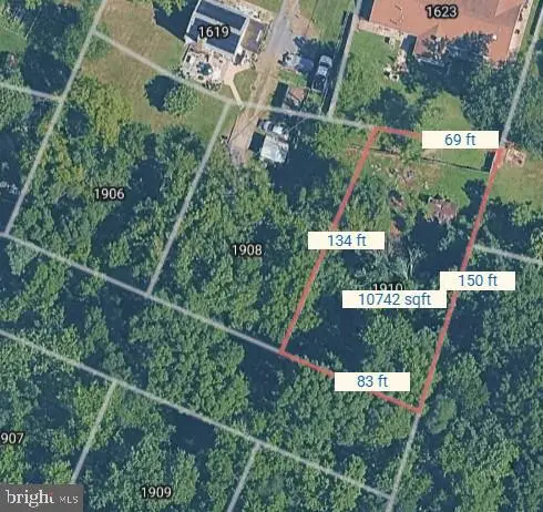 1910 Knoll Dr, Oxon Hill, MD 20745 - Image #2