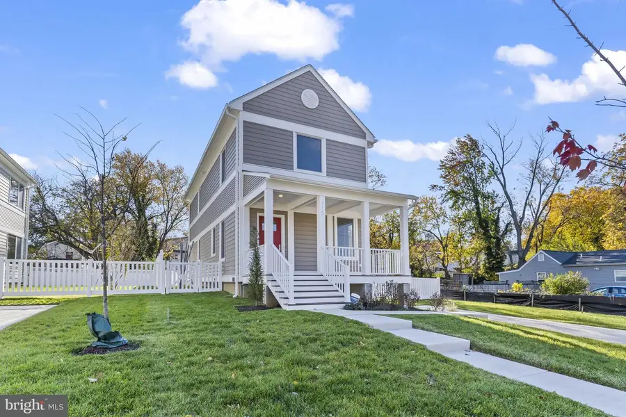 715 60th Pl, Capitol Heights, MD 20743 - Image #2