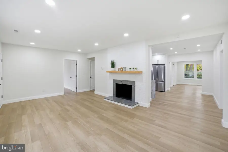 12806 Monroe Ave, Fort Washington, MD 20744 - Image #3