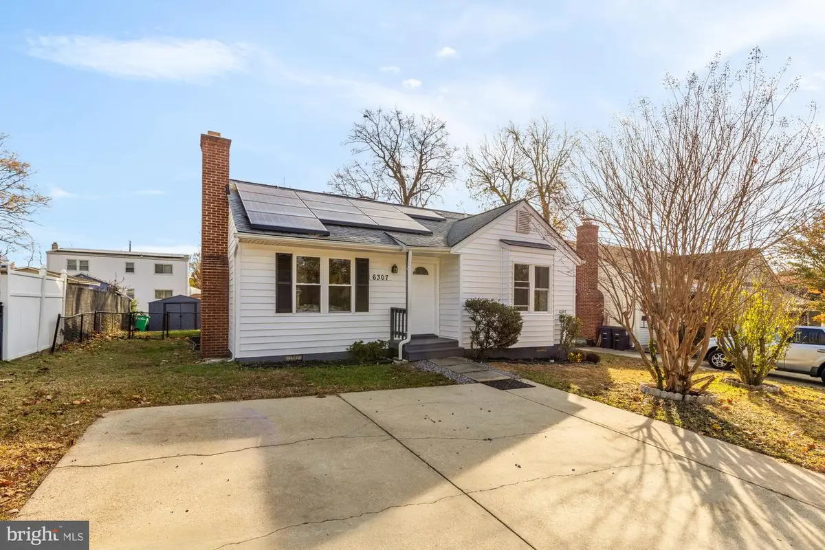 6307 Headen Jordan Ave, Riverdale, MD 20737 - Image #1