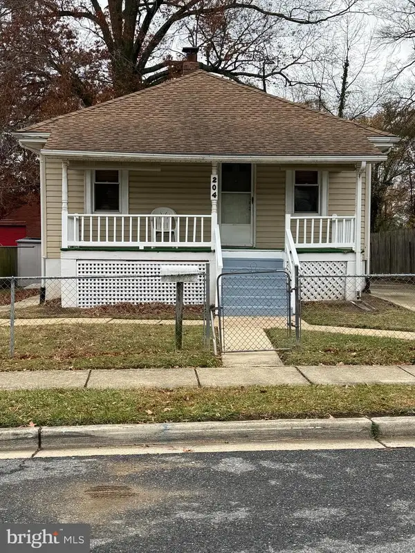 204 68th Pl, CAPITOL HEIGHTS, MD 20743