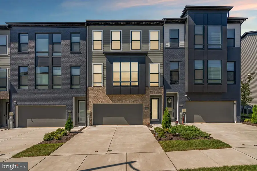 619 Glen Lake Dr, Bowie, MD 20716 - Image #2