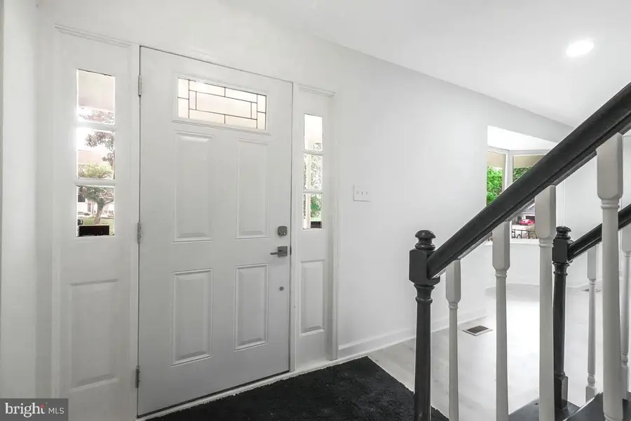 6304 Juanita Ct, Camp Springs, MD 20746 - Image #2