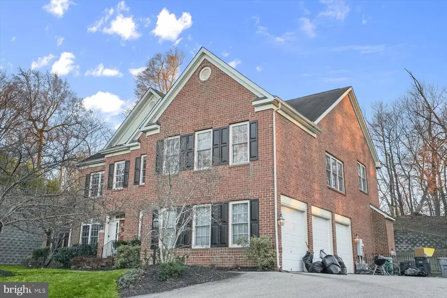 8220 Waterside Ct, Fort Washington, MD 20744 - Image #2