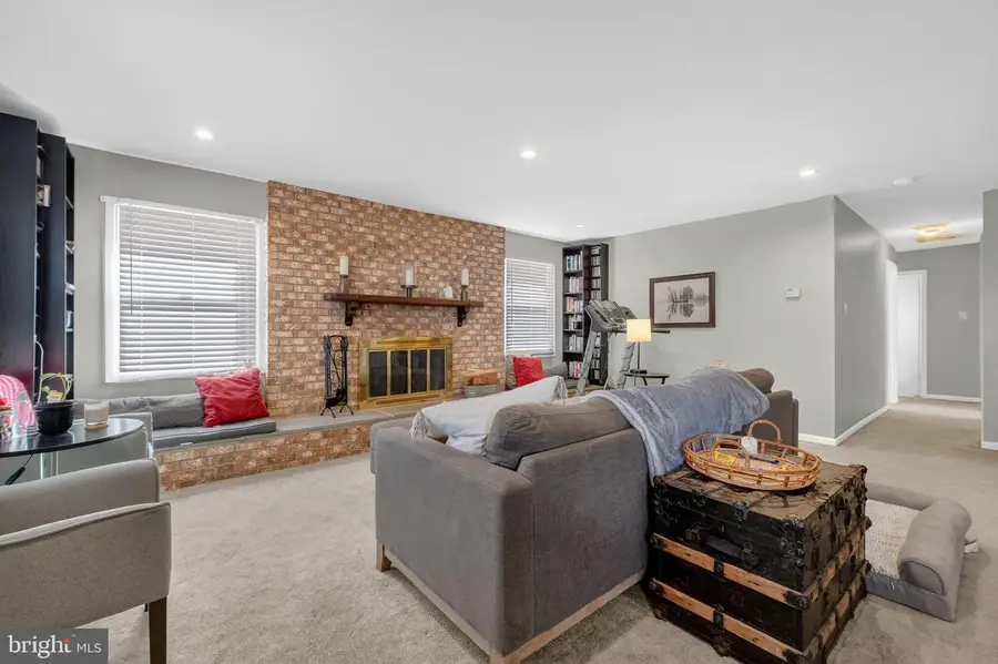 4003 Woodrow Ln, Bowie, MD 20715 - #3