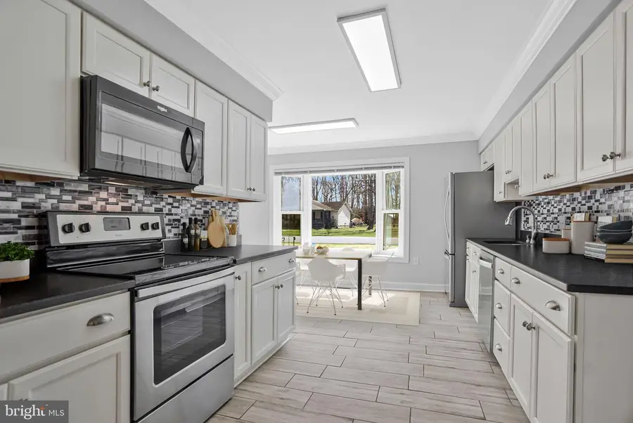 223 Manning Rd E, Accokeek, MD 20607 - #3