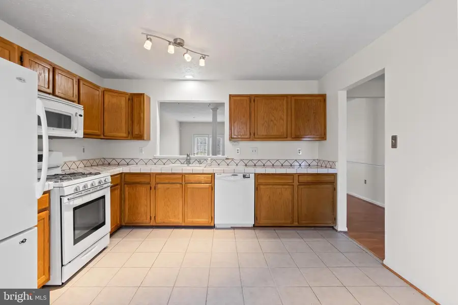 6207 Gothic Ln, Bowie, MD 20720 - Image #3