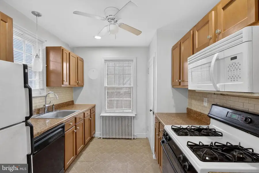 7547 Ardwick Ardmore Rd, Hyattsville, MD 20784 - #2