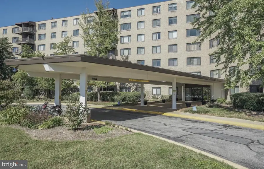 3450 Toledo Ter #609, Hyattsville, MD 20782 - Image #2