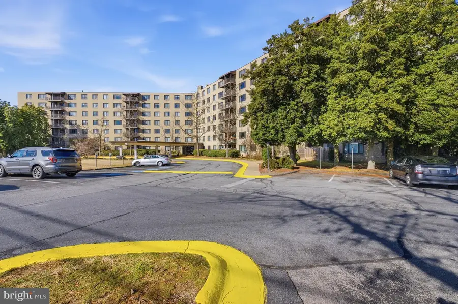 3450 Toledo Ter #609, Hyattsville, MD 20782 - #3