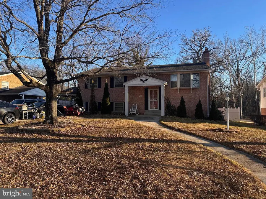 5409 Chesterfield Dr, Temple Hills, MD 20748 - Image #2