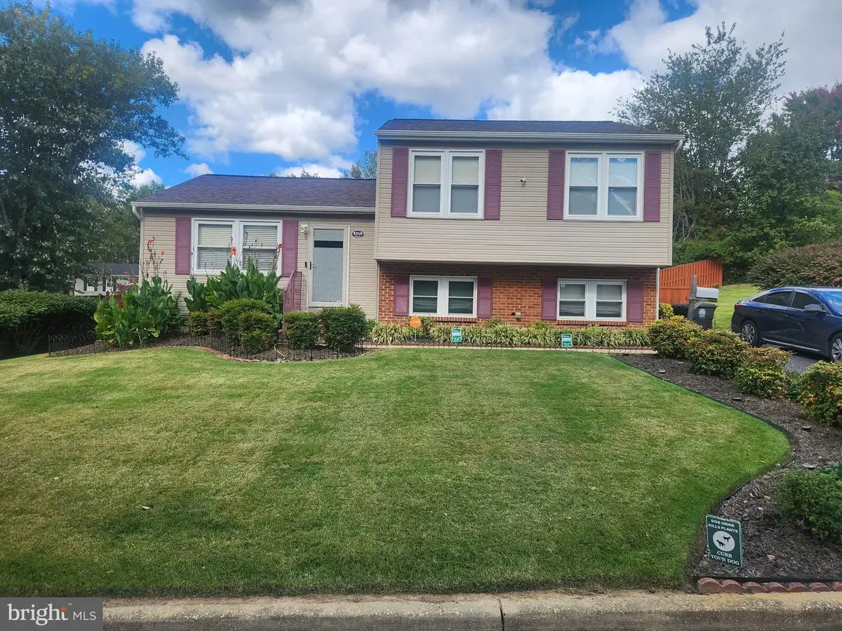 5210 Vienna Dr, Clinton, MD 20735 - Image #1