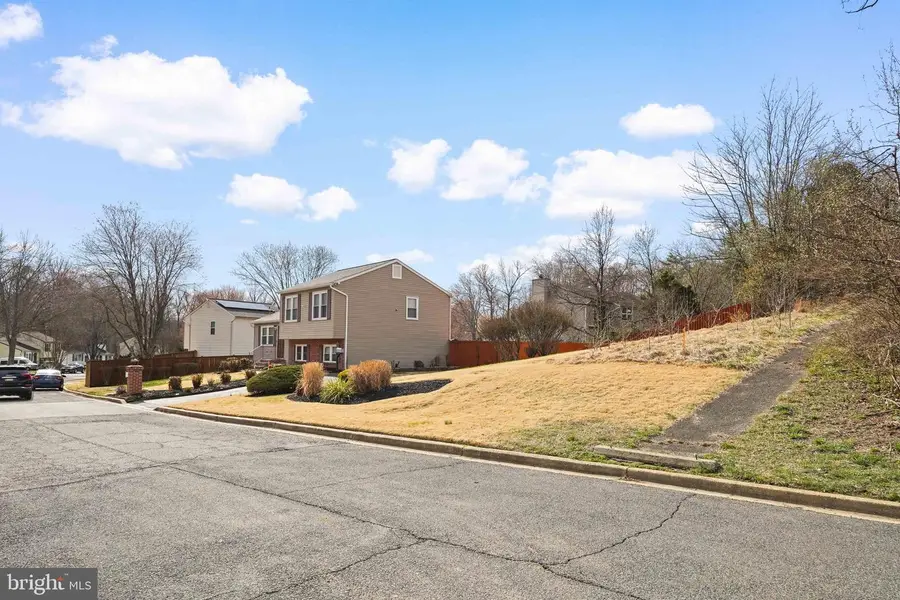 5210 Vienna Dr, Clinton, MD 20735 - #3