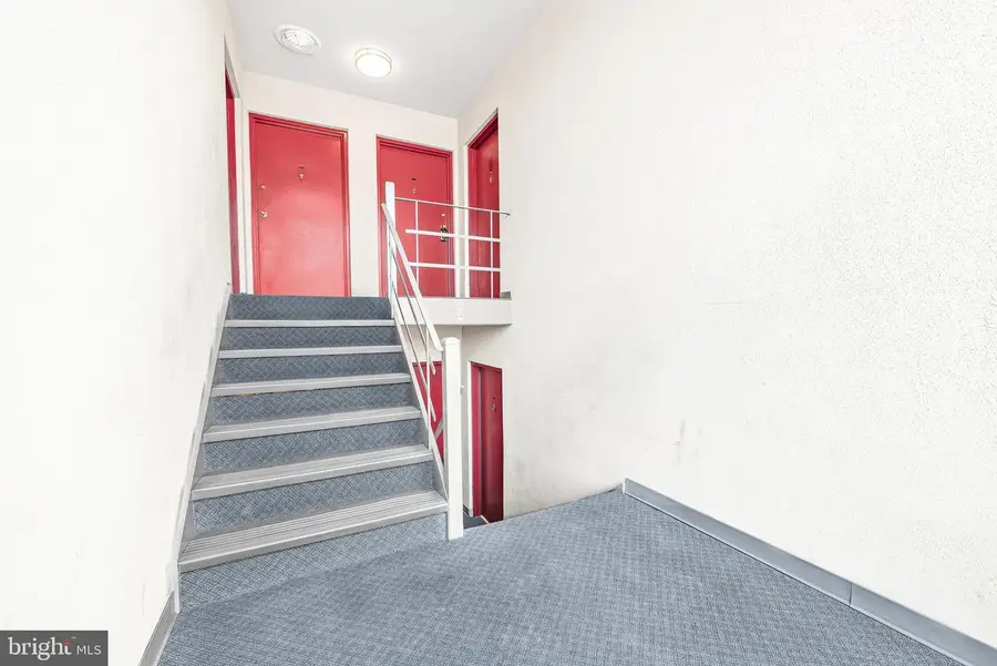 3823 Hamilton St #b-303, Hyattsville, MD 20781 - Image #3