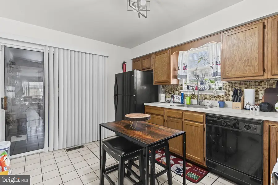 1322 Gabes Pl, Hyattsville, MD 20785 - #3