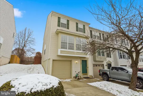 907 Vauxhall Rd, LANDOVER, MD 20785