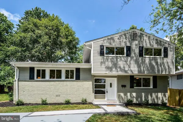 7422 Dominion Dr, OXON HILL, MD 20745