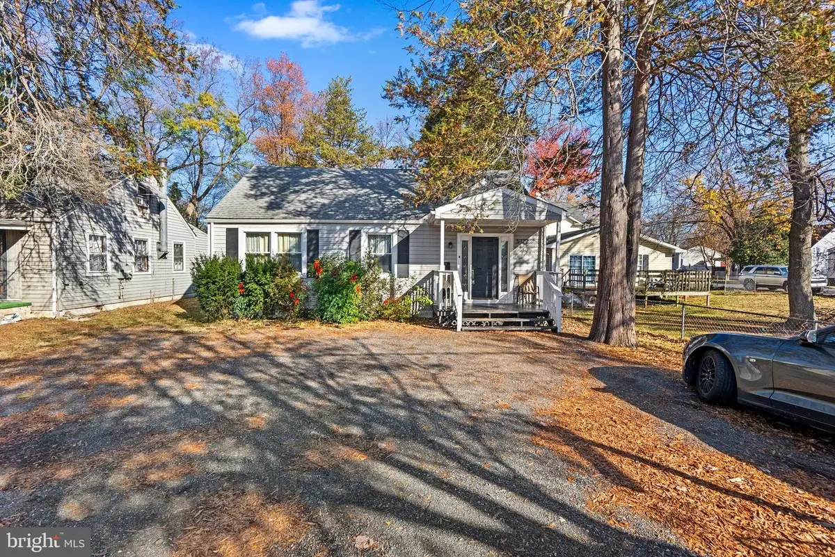 5122 Decatur St, Hyattsville, MD 20781 - Image #1